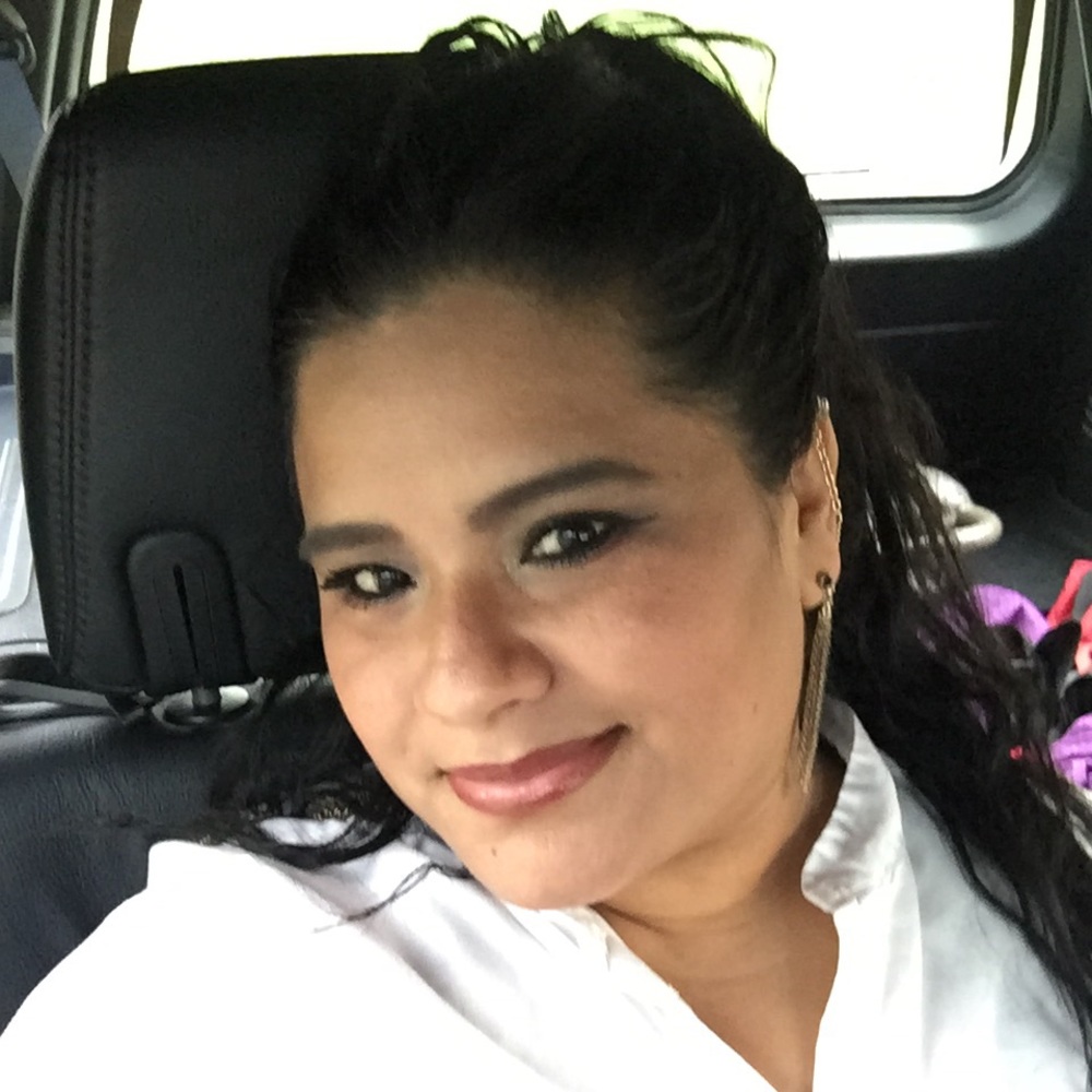 Meet your Posher, Micaela